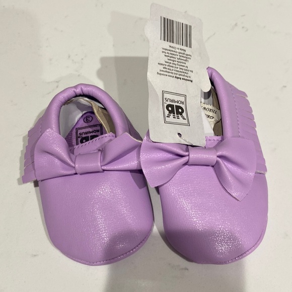 Romirus baby shoes Baby Moccasins bow fringe ๐ First Walkers NWT purple size 3 - Picture 1 of 7